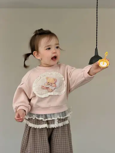 ピンク トップス