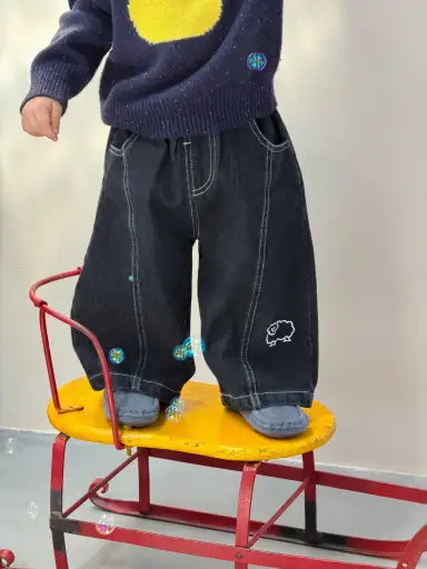 ブラック パンツ