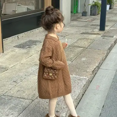 ブラウン