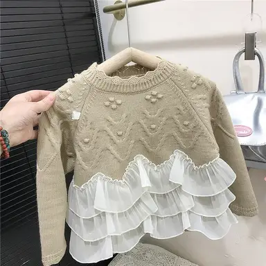 ベージュ トップス