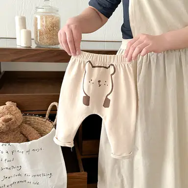アイボリー パンツ