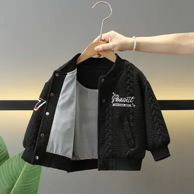 ブラック アウター