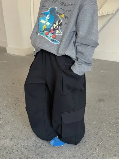 ブラック