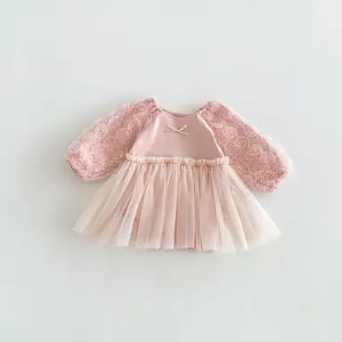 ピンク