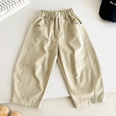 ベージュ