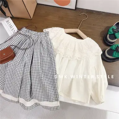 アイボリー トップス＋パンツセット