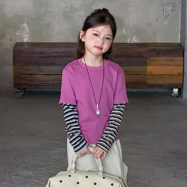 ピンク