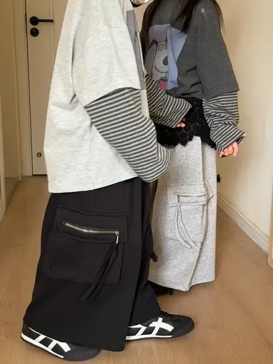 ブラック