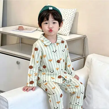 グリーン 上下セット