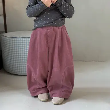 ピンク パンツ