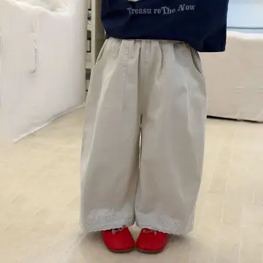 ライトグレー