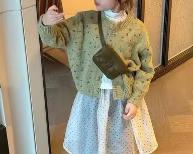 グリーン