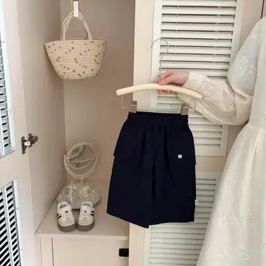 ブラック パンツ