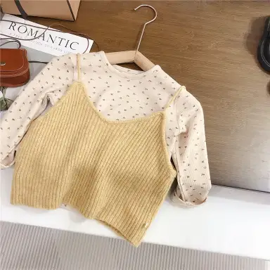 アイボリーTシャツ＋イエローベストセット