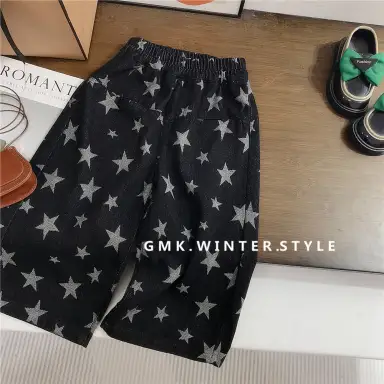 ブラックパンツ