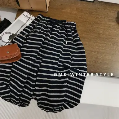 ブラックストライプパンツ