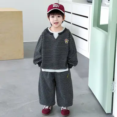 ブラック