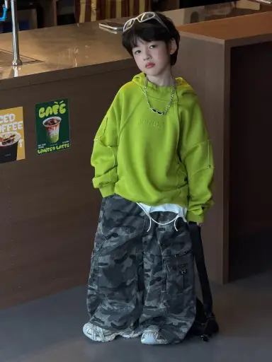 グリーン