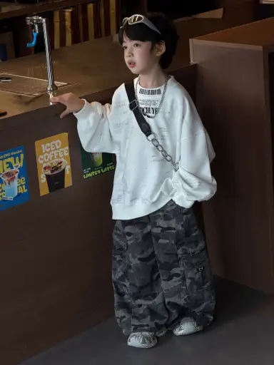 アイボリー