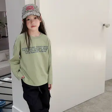 グリーン