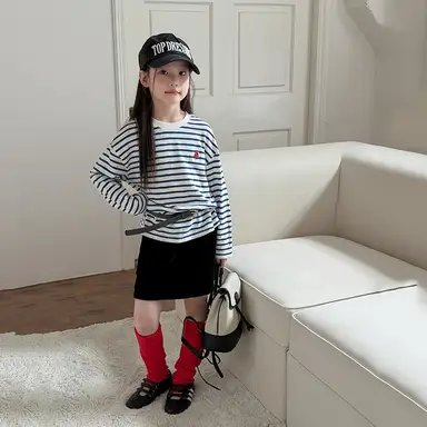 ブルー