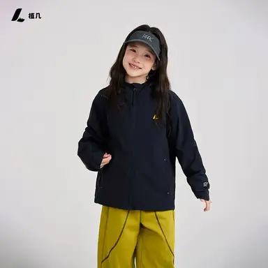 ブラック