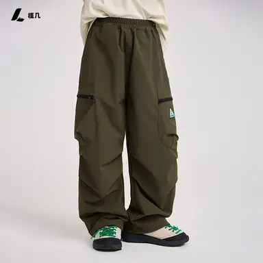 グリーン