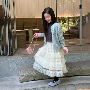 ブルー