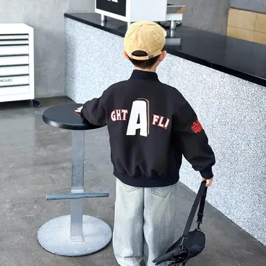 ブラック アウター