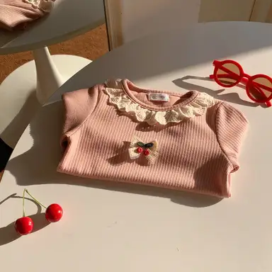 ピンク