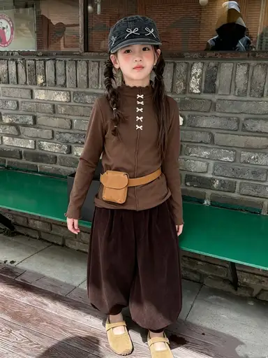 ブラウン