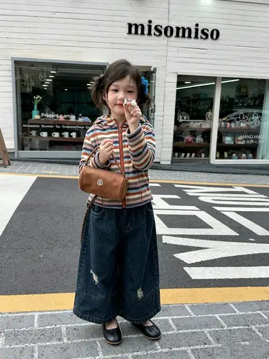 デニムパンツ