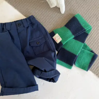 ネイビー