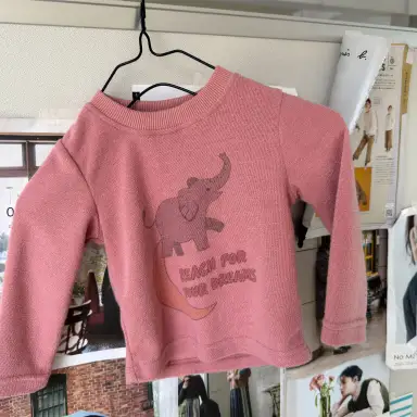 ピンク