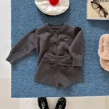 ダークグレー カーディガン＋ショートパンツセット