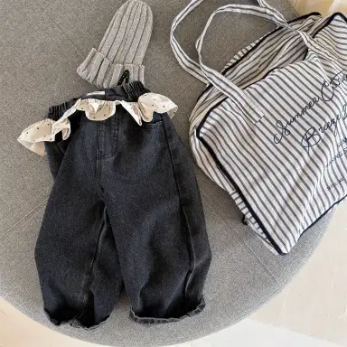 ブラック