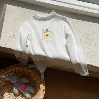 アイボリー