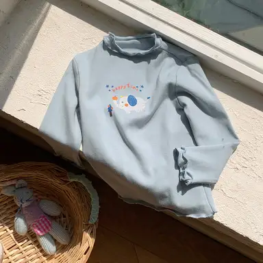 ブルー