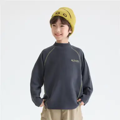 グレー