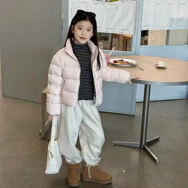 ピンク アウター