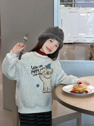 グレー トップス