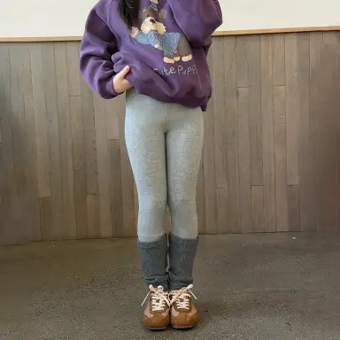 ライトグレー レギンス