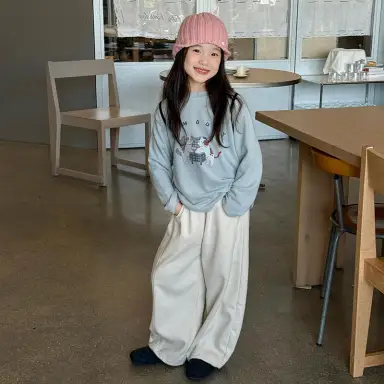 ブルー