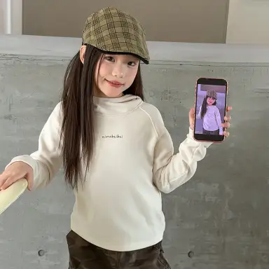 アイボリー