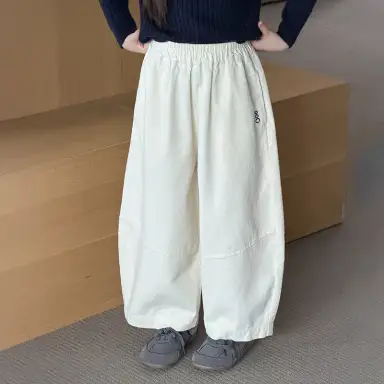 アイボリー