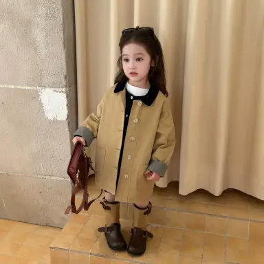 ベージュ アウター
