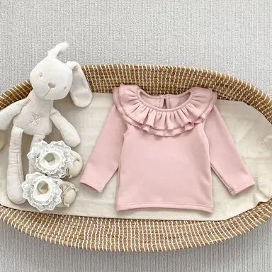 ピンク トップス