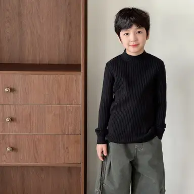 ブラック