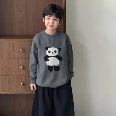 グレー