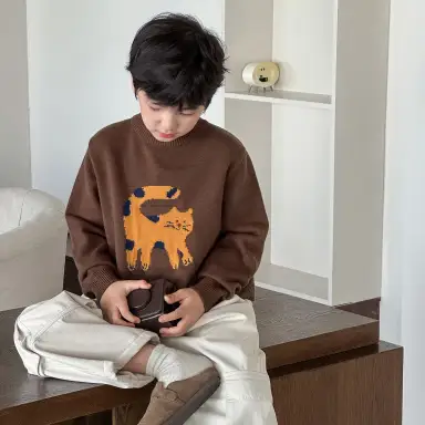 ブラウン